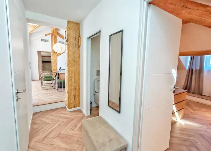 Le Quai Nîmois Climatisé Au Pied De La Gare Apartamento *
